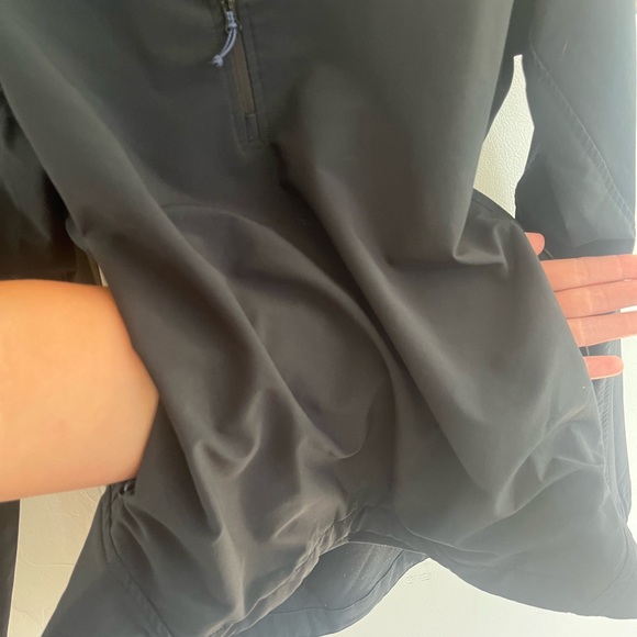 Merrel rain pull over - Picture 4 of 4